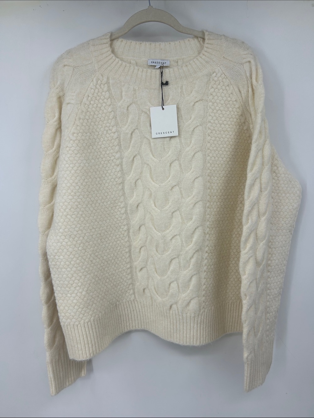 NWT Crescent Women’s Cream Cable Knit Crewneck Sweater Size Large